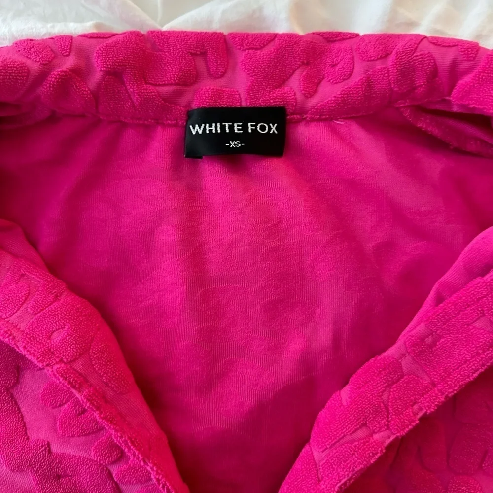 White Fox Must Have Hot Pink Terrycloth Top Size XS